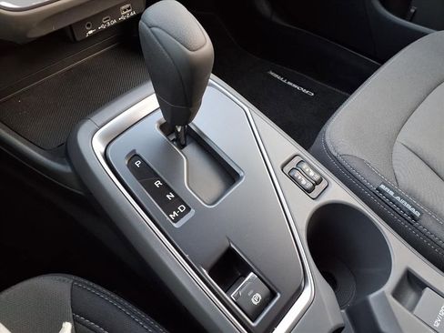 Certified 2025 Subaru Crosstrek 2.0i Premium image 5