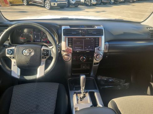 Used 2024 Toyota 4Runner SR5 image 17