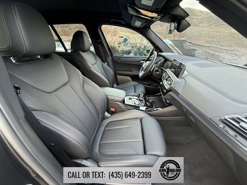 Used 2024 BMW X3 xDrive30i image 11