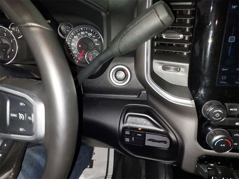 Used 2024 RAM 3500 Big Horn w/ Night Edition image 26