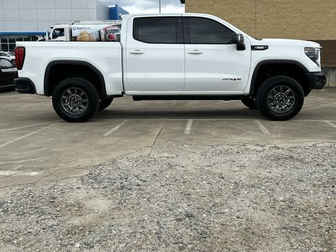 Certified 2025 GMC Sierra 1500 AT4X AWD/4WD image 4