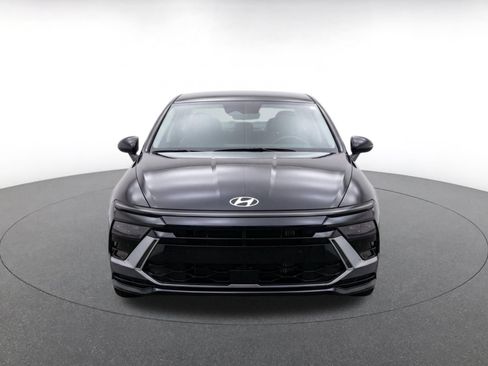 Used 2025 Hyundai Sonata SEL FWD image 2