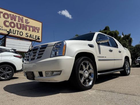 Used 2009 Cadillac Escalade EXT AWD/4WD image 1