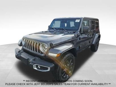 Used 2025 Jeep Wrangler Unlimited Sahara w/ Safety Group