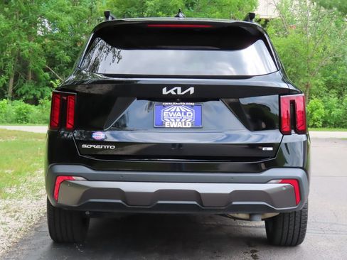 Used 2024 Kia Sorento X-Line EX AWD/4WD image 16