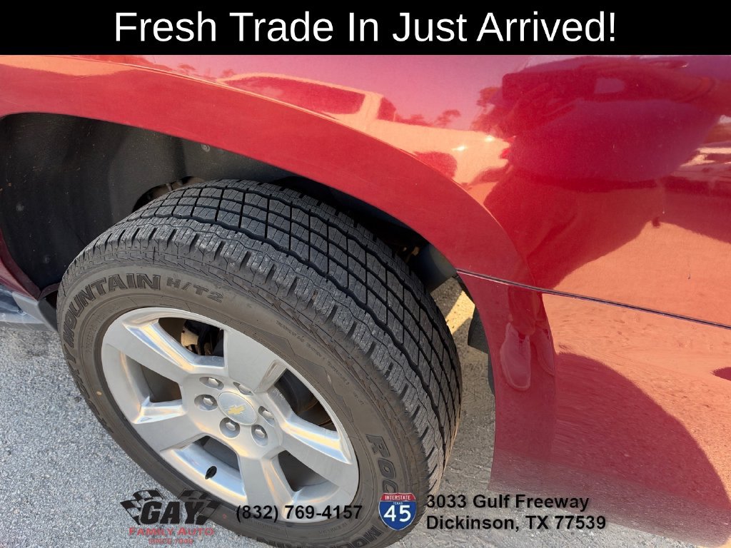 Used 2018 Chevrolet Suburban LT w/ Texas Edition Package RWD image 6