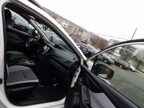 Used 2020 Subaru Crosstrek 2.0i image 12