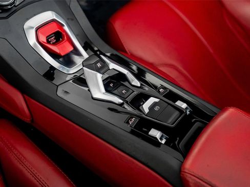 Used 2017 Lamborghini Huracan LP 610-4 AWD/4WD image 36