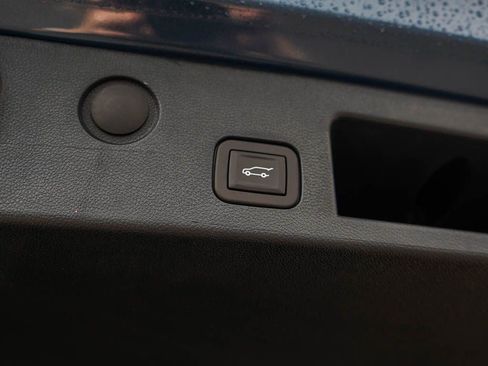 New 2026 GMC Terrain Denali w/ LPO, Floor Liner Package image 9