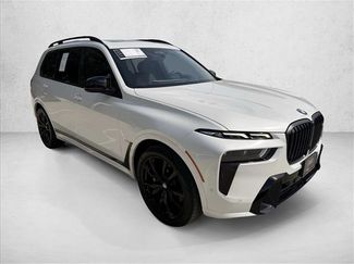 Used 2026 BMW X7 M60i AWD/4WD video 3