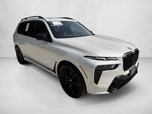 Used 2026 BMW X7 M60i AWD/4WD image 3