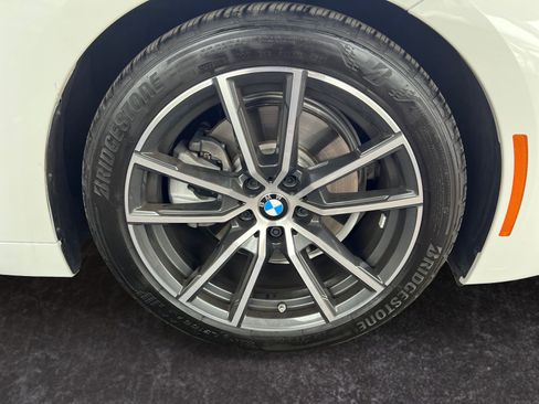 Used 2022 BMW 230i Coupe w/ Convenience Package RWD image 14