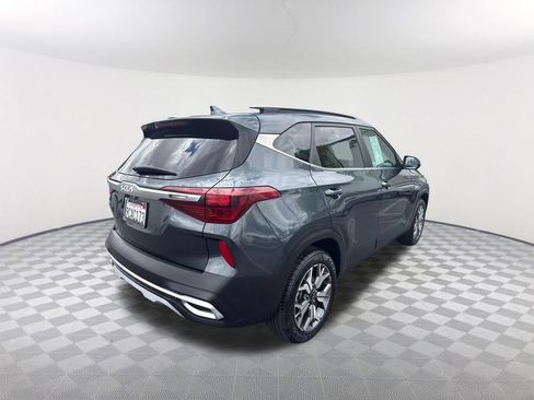 Used 2023 Kia Seltos EX AWD/4WD image 4