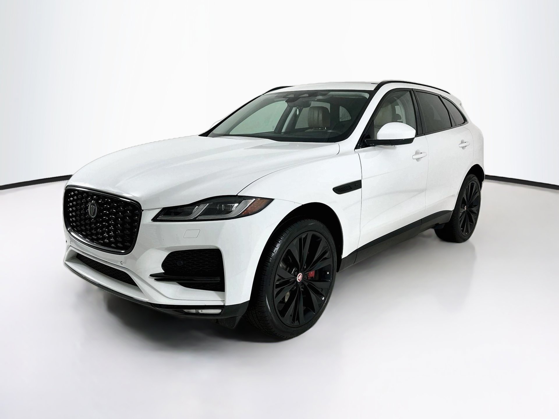 Used 2022 Jaguar F-PACE S AWD/4WD image 3