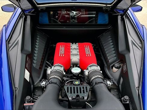 Used 2015 Ferrari 458 Italia Coupe RWD image 27