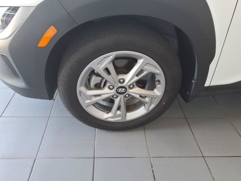 Certified 2023 Hyundai Kona SEL AWD/4WD image 9