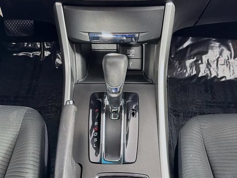 Used 2015 Honda Accord LX image 16