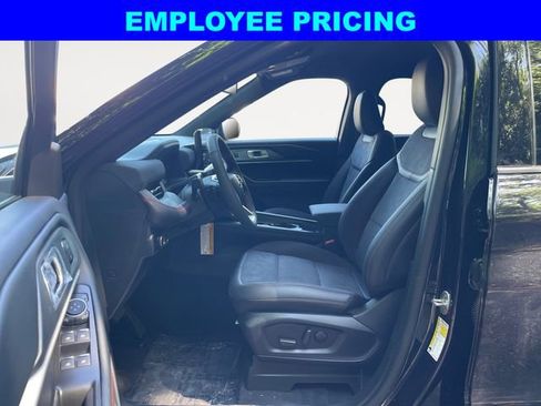 New 2026 Ford Explorer ST AWD/4WD image 9