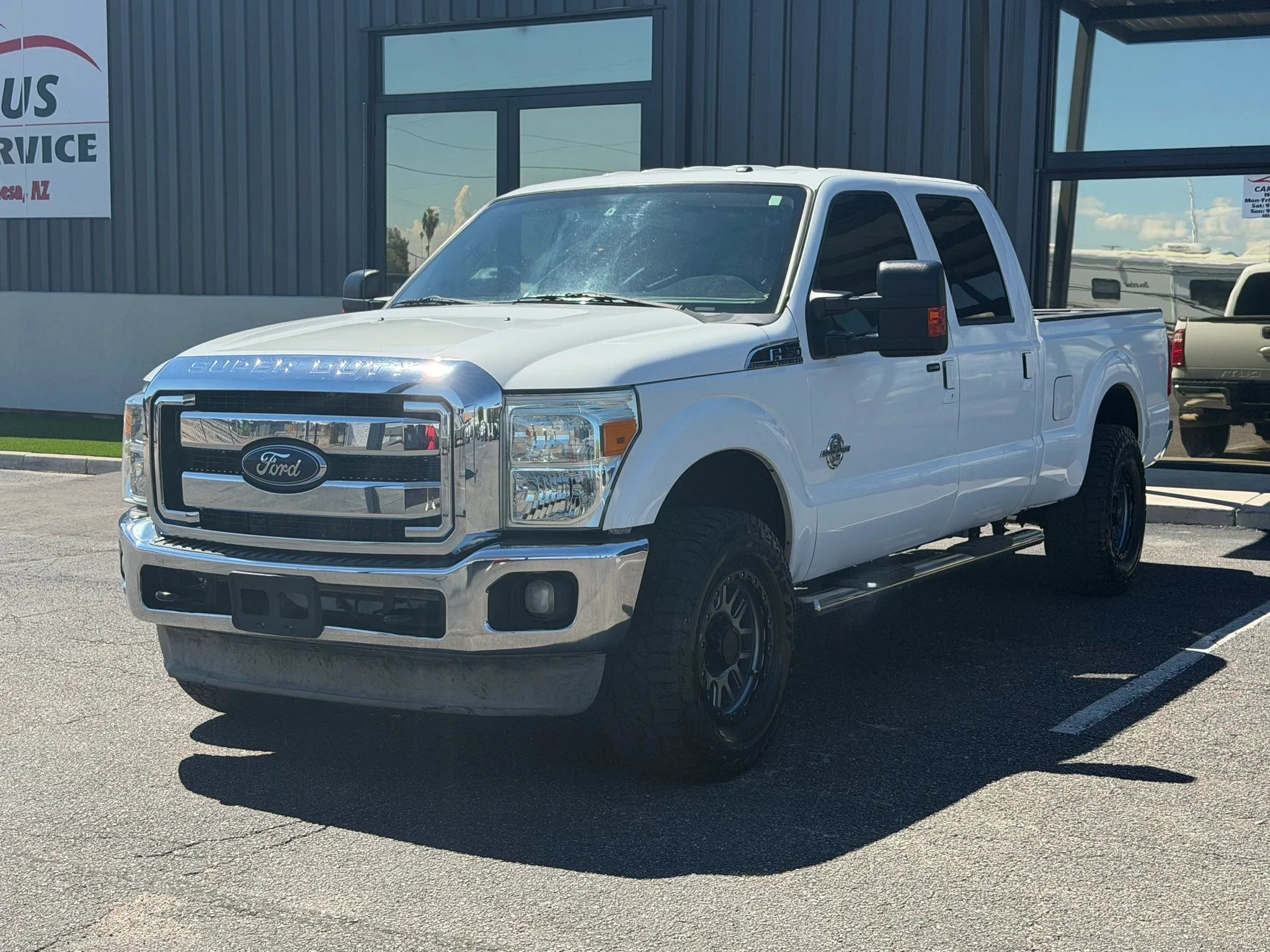 Used 2012 Ford F250 Lariat w/ Lariat Interior Pkg AWD/4WD image 1