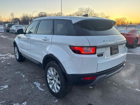 Used 2018 Land Rover Range Rover Evoque SE image 7
