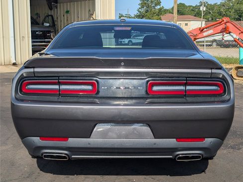 Used 2022 Dodge Challenger GT RWD image 4