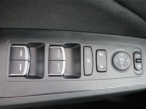 Used 2025 Honda Civic Sport image 14