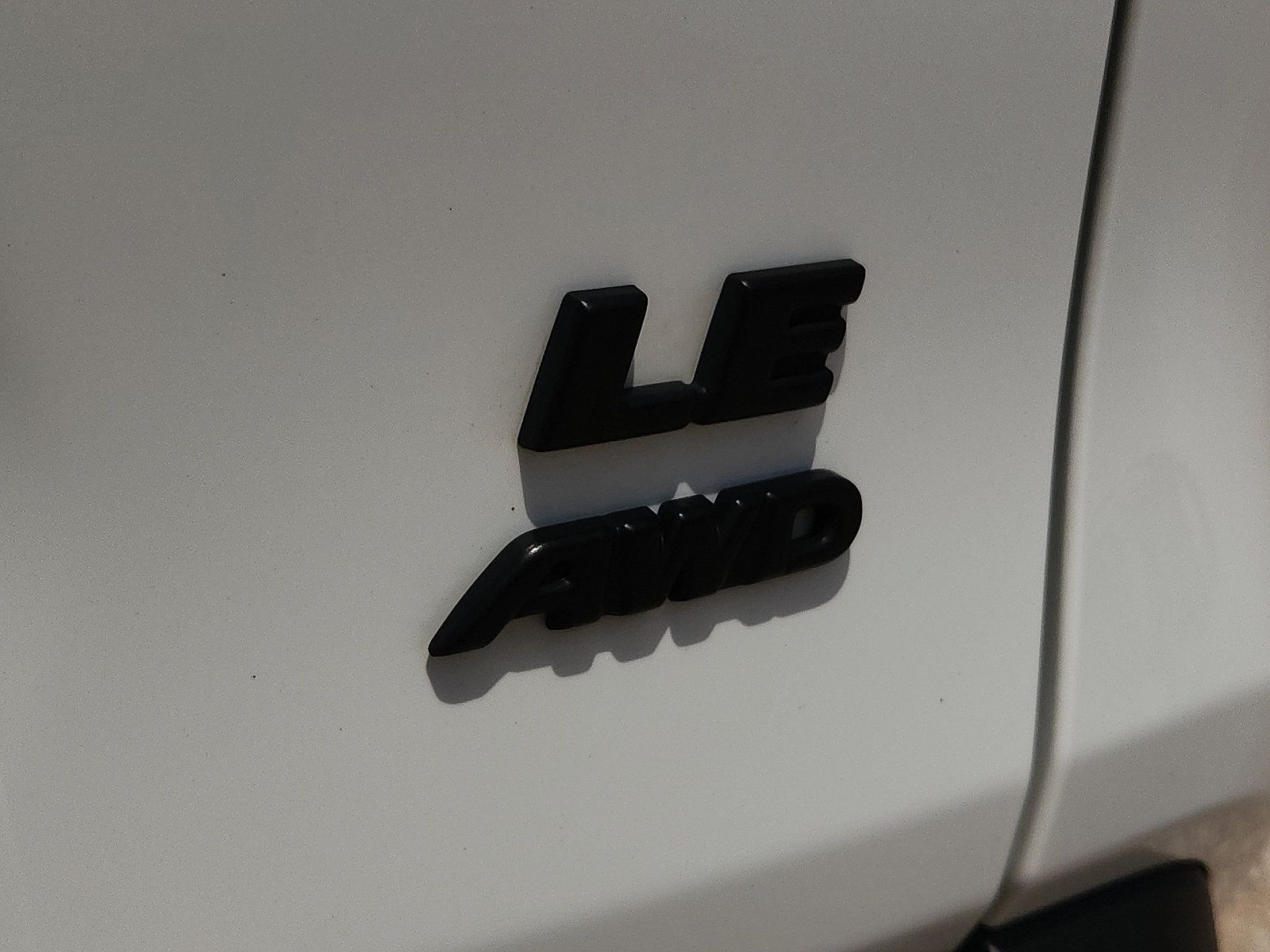 Used 2024 Toyota RAV4 LE AWD/4WD image 9