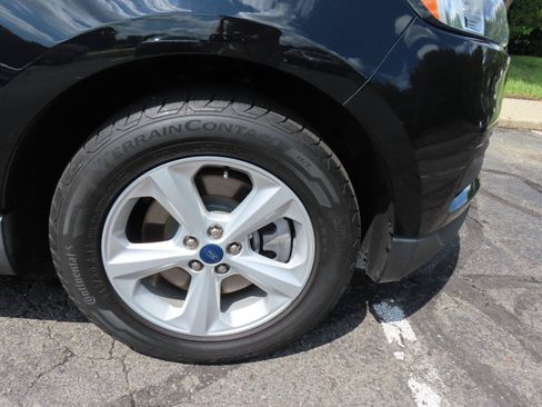 Used 2021 Ford Edge SE FWD image 13