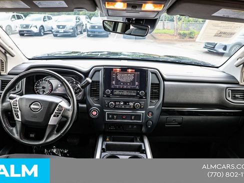 Used 2024 Nissan Titan SV w/ SV Convenience Package RWD image 22
