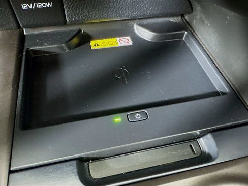 Used 2023 Toyota Camry XSE FWD image 20