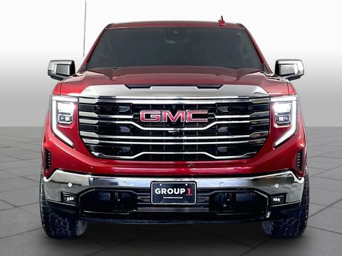 Used 2025 GMC Sierra 1500 SLT AWD/4WD image 4