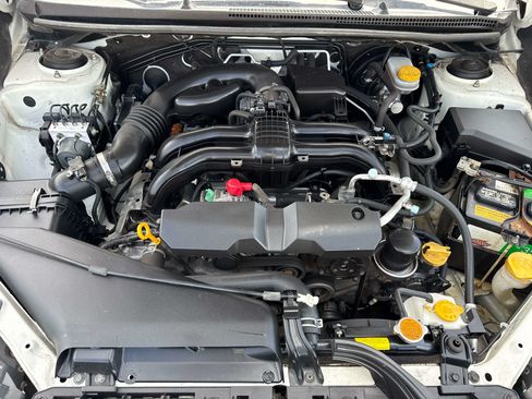 Used 2016 Subaru Impreza 2.0i Premium AWD/4WD image 9