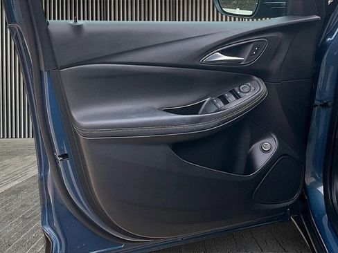 Used 2025 Buick Encore GX Preferred image 22