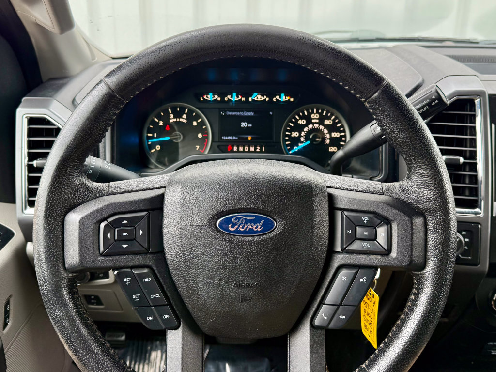 Used 2015 Ford F150 XLT w/ Equipment Group 302A Luxury AWD/4WD image 24