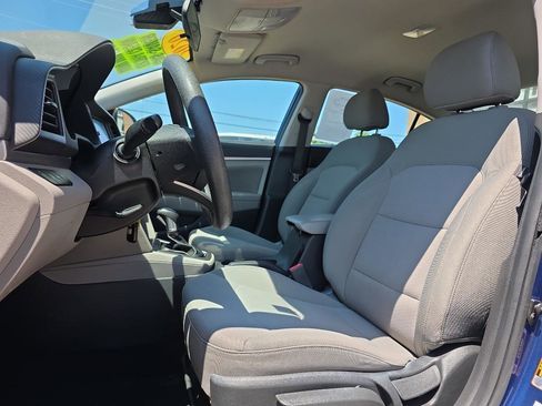 Used 2020 Hyundai Elantra SEL FWD image 11