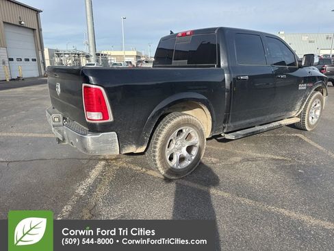 Used 2014 RAM 1500 Laramie w/ Convenience Group image 5