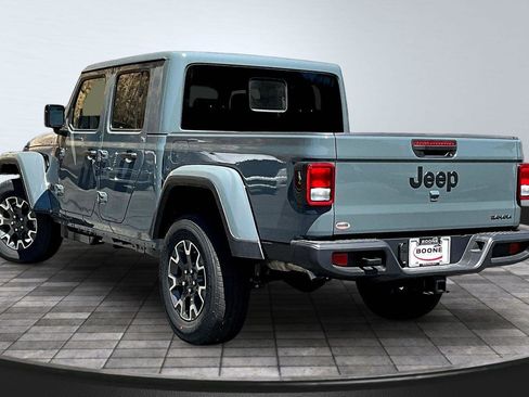 New 2026 Jeep Gladiator Sport AWD/4WD image 4