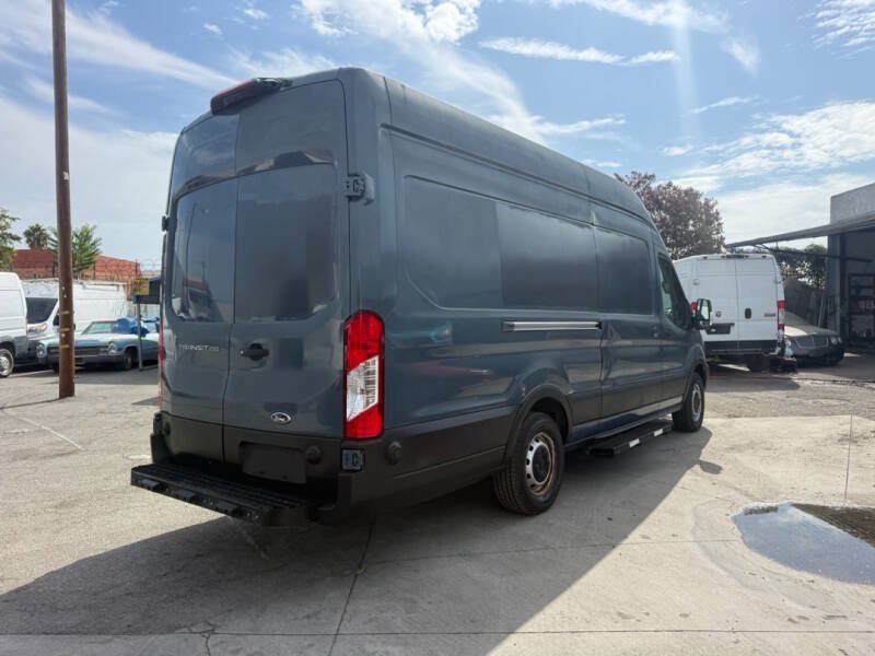 Used 2019 Ford Transit 250 148 High Roof Extended RWD image 6