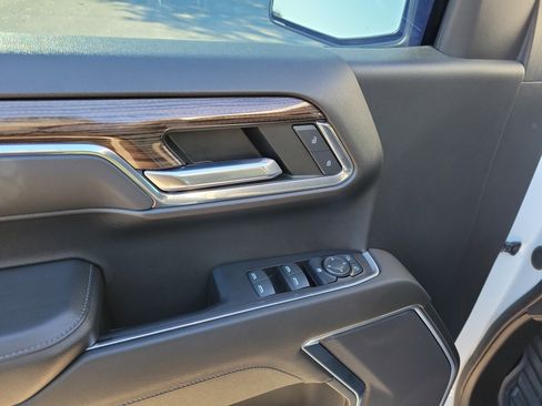 Used 2022 Chevrolet Silverado 1500 LT Trail Boss w/ Protection Package image 6