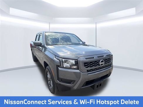 Used 2025 Nissan Frontier SV RWD image 3