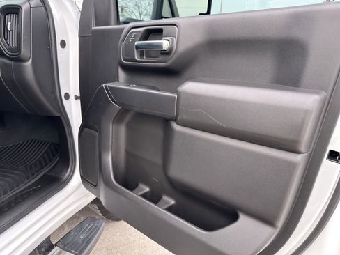 Used 2024 Chevrolet Silverado 2500 Custom w/ Custom Convenience Package image 33