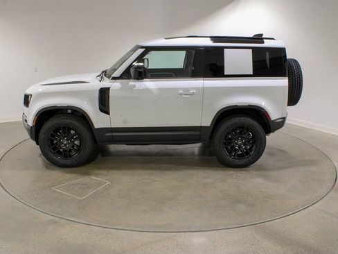 Used 2025 Land Rover Defender 90 S AWD/4WD image 2