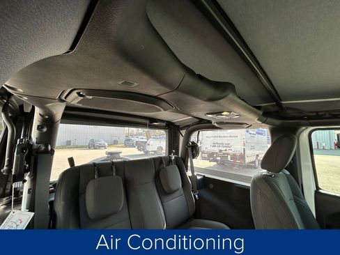 Used 2021 Jeep Wrangler Sport image 18