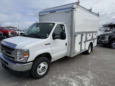 New 2026 Ford E-350 and Econoline 350 Super Duty w/ Power Equipment Group image 8