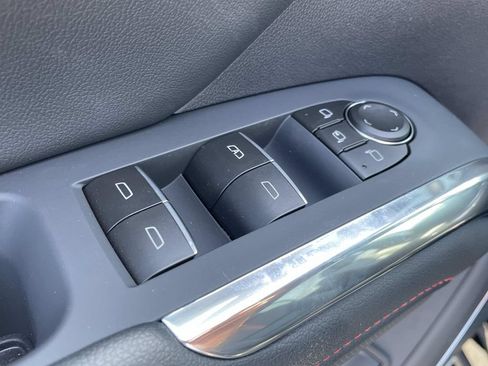 New 2026 Chevrolet Traverse RS FWD image 18