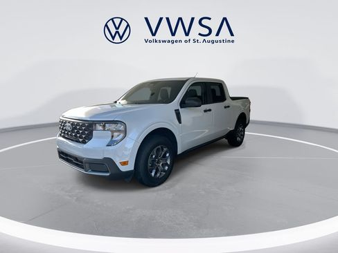 Used 2025 Ford Maverick XLT w/ Equipment Group 302A AWD/4WD image 3