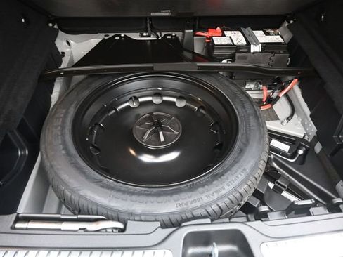 New 2026 Mercedes-Benz GLC 300 image 14