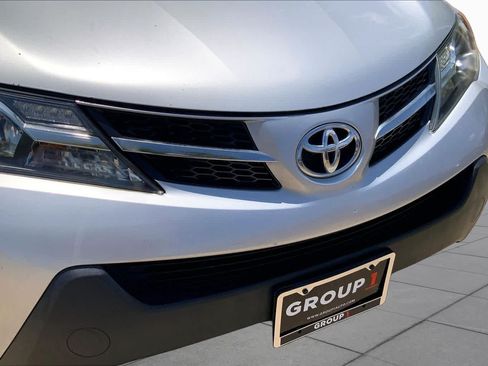 Used 2014 Toyota RAV4 LE FWD image 34