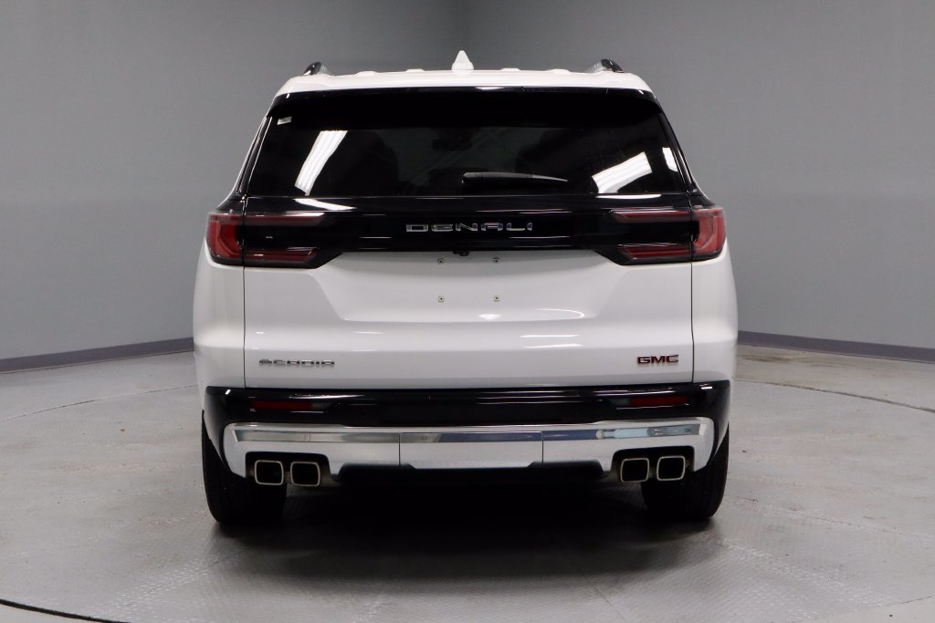 Used 2024 GMC Acadia Denali w/ LPO, Floor Liner Package FWD image 12