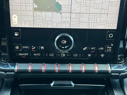 Used 2025 GMC Yukon AT4 Ultimate w/ LPO, Floor Liner Package AWD/4WD image 26
